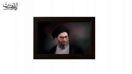 تابلو مخمل با قاب چوبی مزین به تصویر رهبر شهید کد 29323