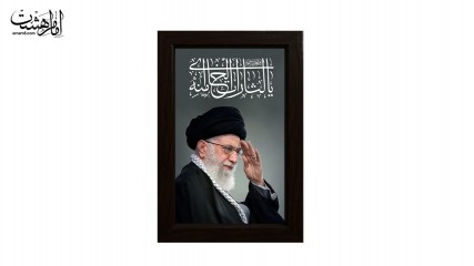 تابلو مخمل با قاب چوبی مزین به تصویر رهبر شهید کد 30463